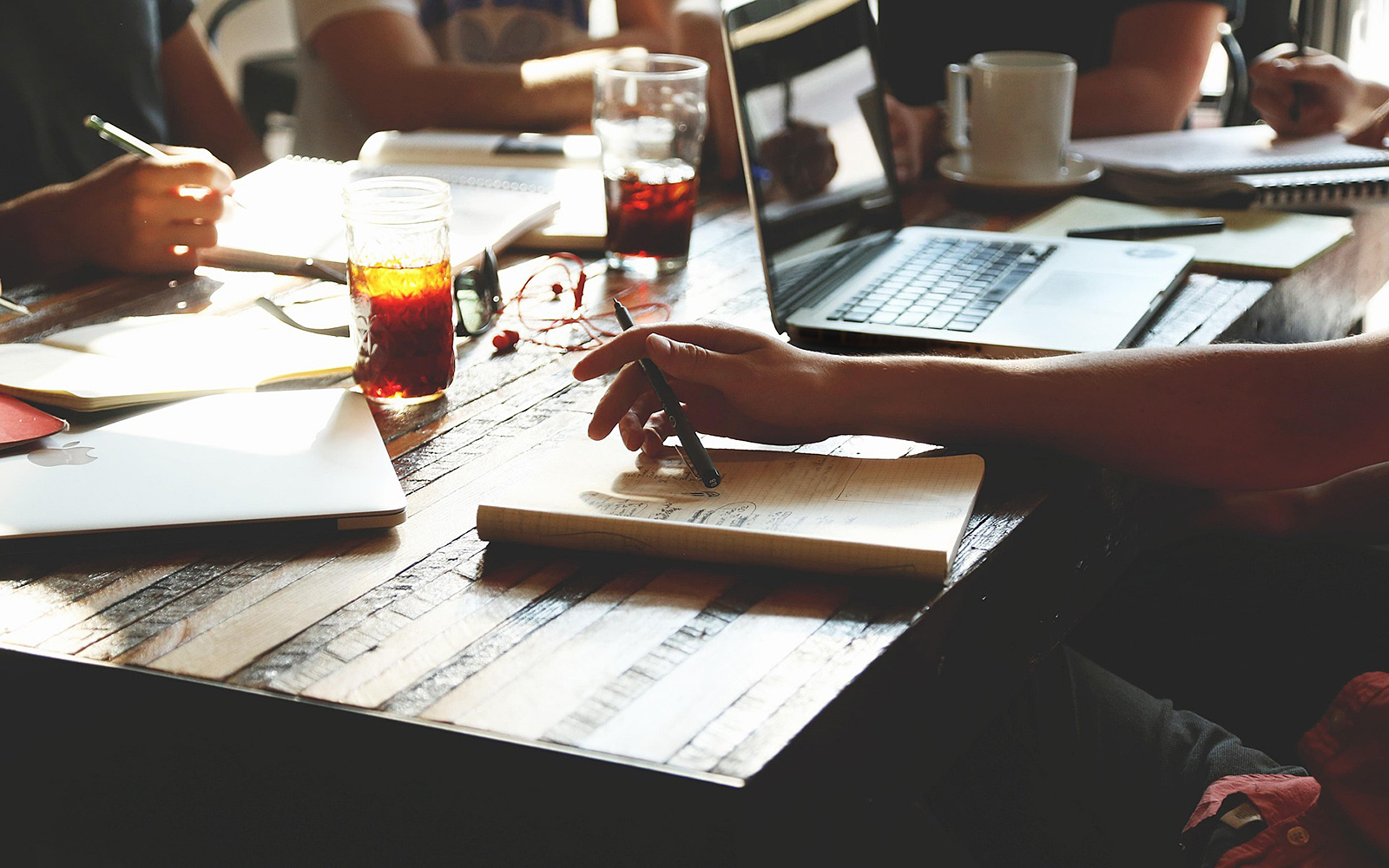 Webデザインオフィス - 株式会社フリッパーデザイン